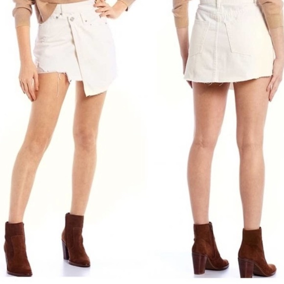 NEW Gianni Bini Jenn Raw Asymmetrical Wrap Mini Denim Skirt Ivory White - Picture 1 of 10